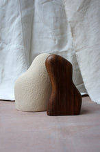 Charger l'image dans la galerie, Ames 01 — bois et céramique