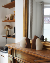 Charger l'image dans la galerie, Ames 02 — bois et céramique